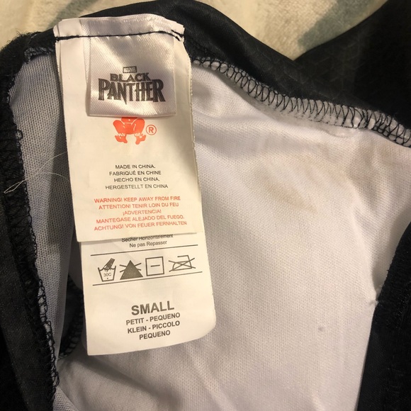 Black panther costume - Picture 4 of 4